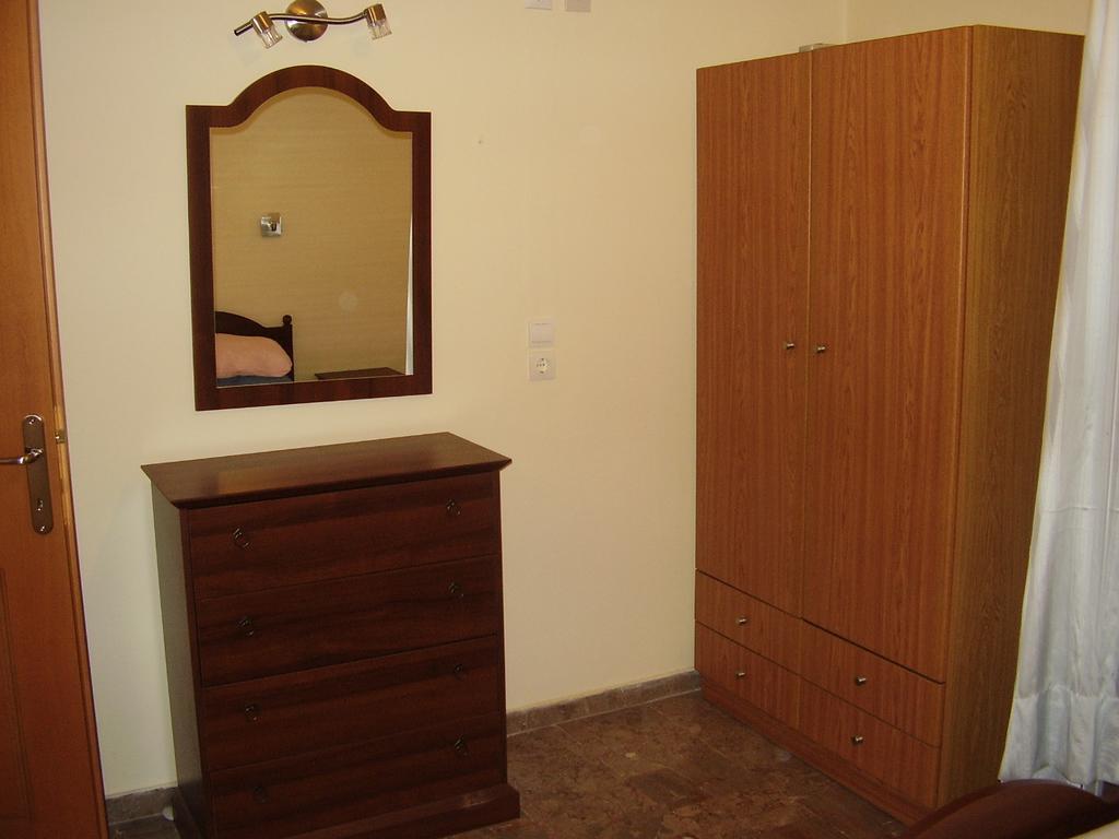 Dixtia Apartments Agios Georgios Pagon Habitación foto